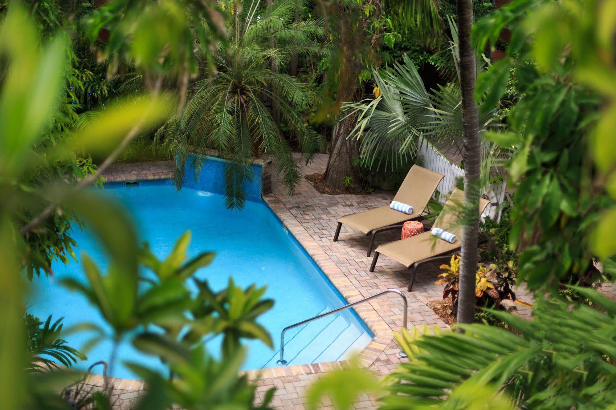 Tropical Inn Ки-Уэст Экстерьер фото