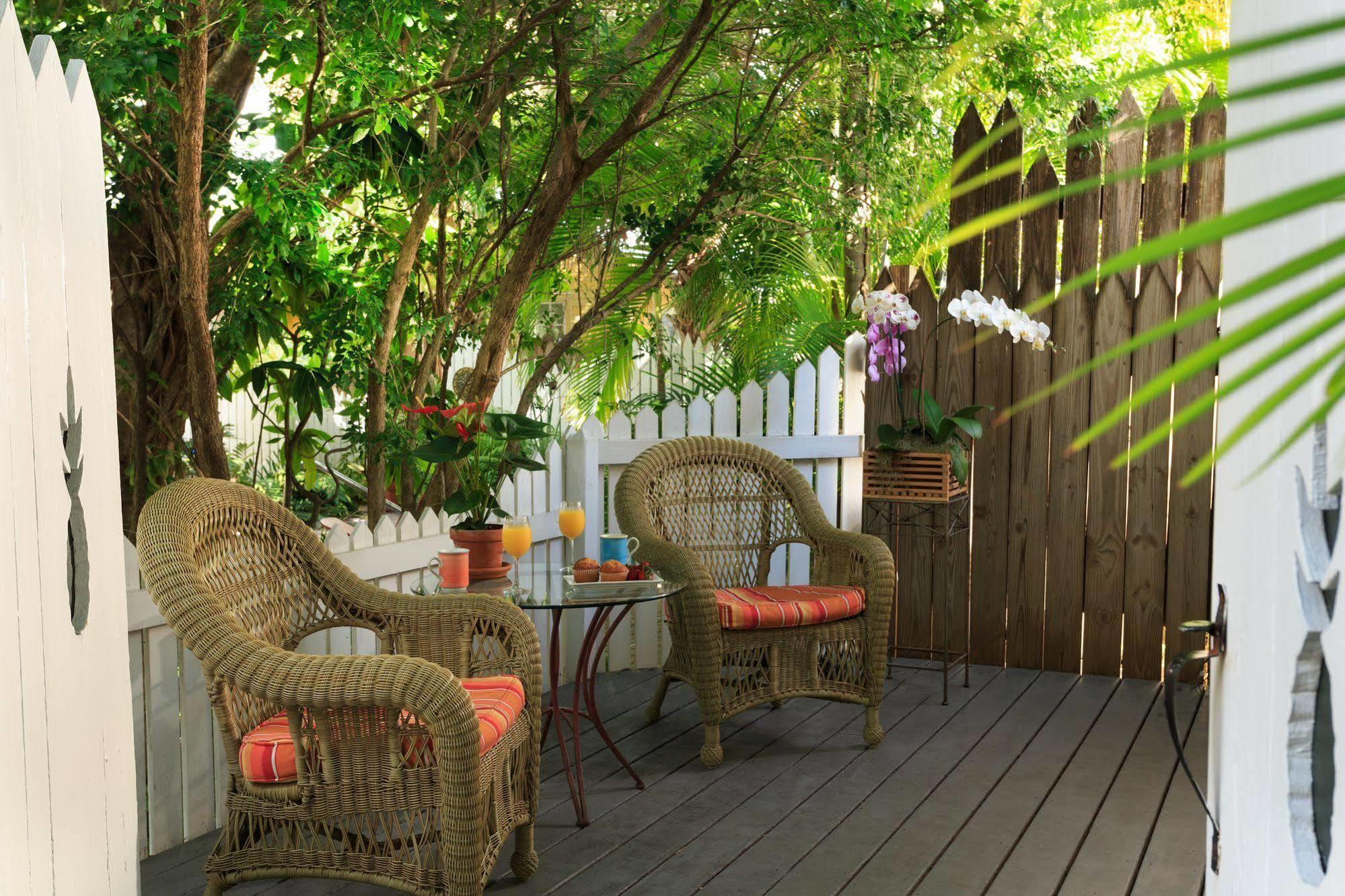 Tropical Inn Ки-Уэст Экстерьер фото